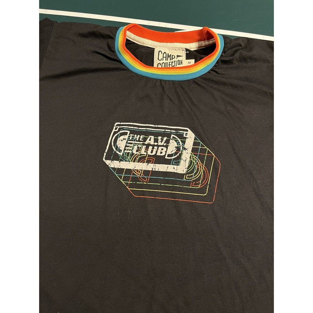 Men’s Camp Collection Ringer T-Shirt MEDIUM Rainbow AV Club Black Retro Gaming